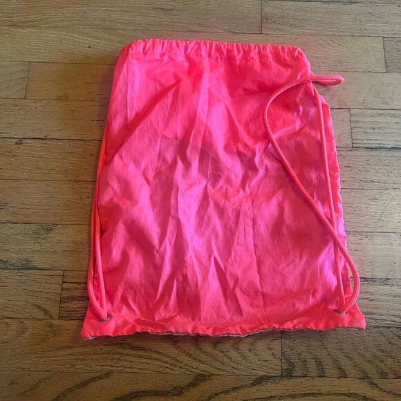 Nike Mercurial Pink and White Drawstring Bag - Picture 2 of 3